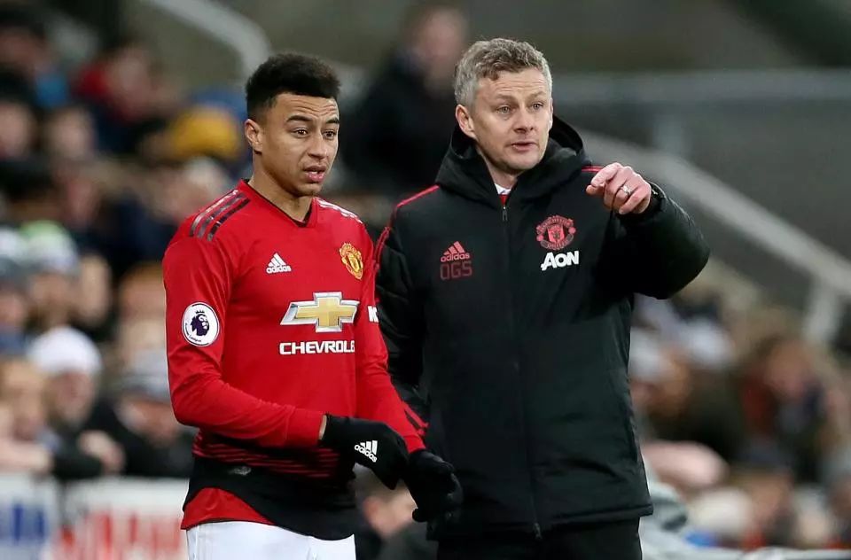 首金背后的 首金背后的